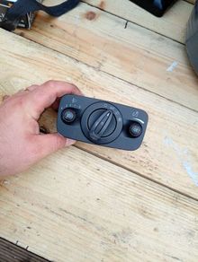 Smax headlight control