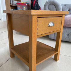 Side table/Bedside locker