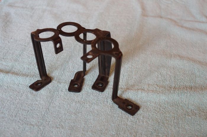 BMW E38 and Z8 E52. Brackets