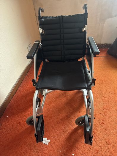 Wheelchair . Free To Go
