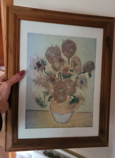 Free Wooden Picture Frame with Sunflower Print