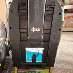 Maxi cosi pebble plus infant car seat.