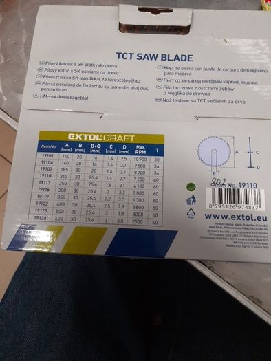 saw blade