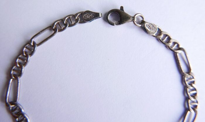 Vintage 925 Sterling Silver Figaro Link Chain Bracelet (in original box) length 7,5" - 5,2g