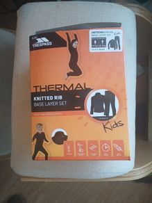 Trespass base layer set 11-12 years