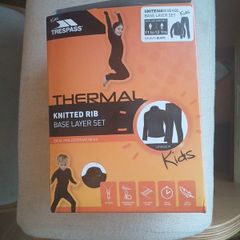 Trespass base layer set 11-12 years