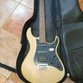 yamaha guitar Image 3