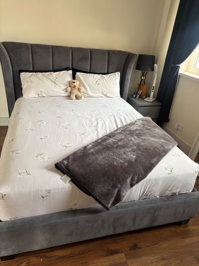 Kingsize grey velvet bed frame with matching curtains