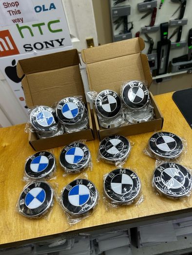 BMW Center Caps 68mm Blue Black set of 4