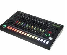 Roland TR8s