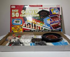 A to Z Best 50 Games Compendium No. 8194 - Vintage Family Games