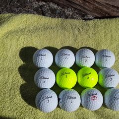 12 Titleist Tour Soft Golf balls