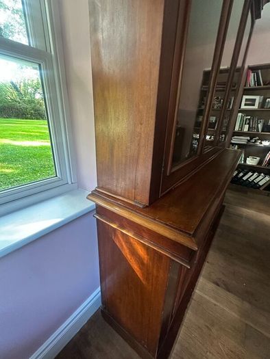 Beautiful Antique Mahogany Dresser