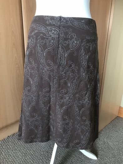 Dunnes brown ladies skirt with silver embroidery detail size 12