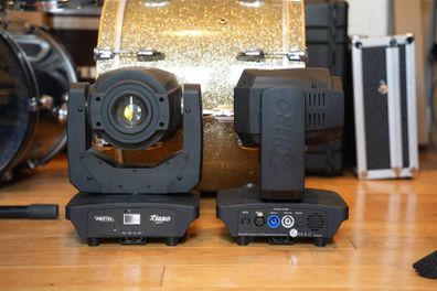 Moving Heads x2 - Varytec Hero Spot 90