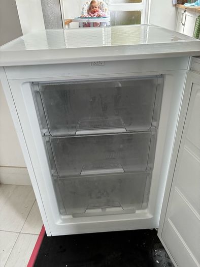 logik undercounter freezer