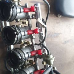 gsxr 750 trottle bodies