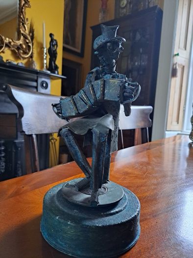 Metal Bronze Figure