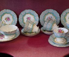 Royal Albert Enchantment Bone China Tea Set (21 Pieces / Service for 6)