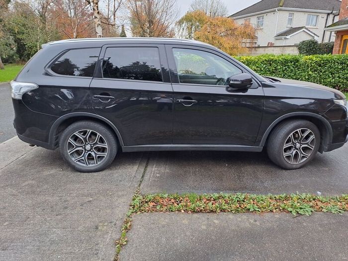 Mitsubishi Outlander 2015
