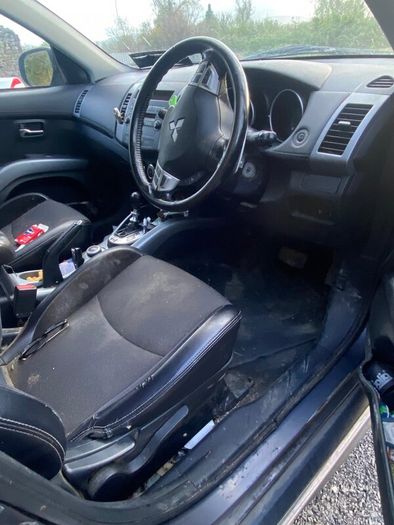 Mitsubishi Outlander 2011