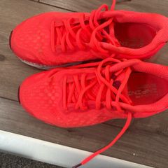 Under Amour Runners