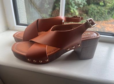 New Tan Sandals
