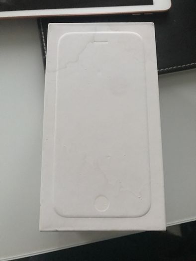 Iphone 7 box