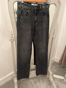 Black Wash Straight Leg Jeans size 6