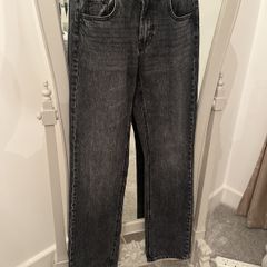 Black Wash Straight Leg Jeans size 6