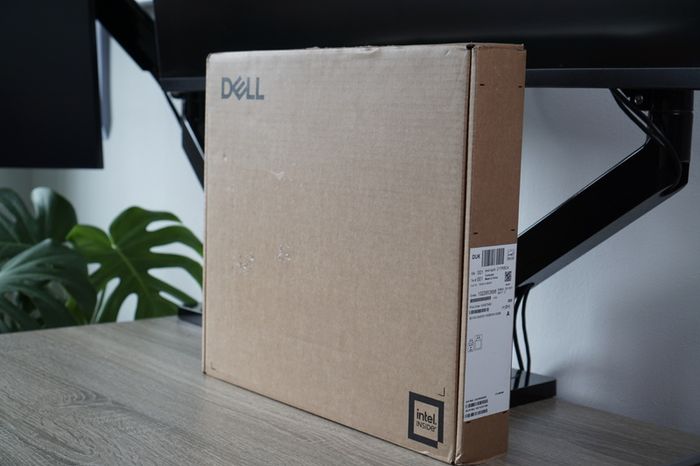 New Dell Pro Max 14 Premium | Core Ultra 7 265H | RTX PRO 1000 Blackwell | 32GB 8400 MT/s | 512GB