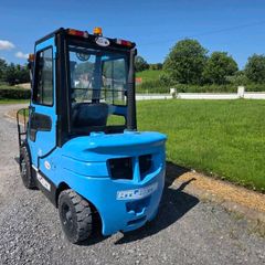Forklift