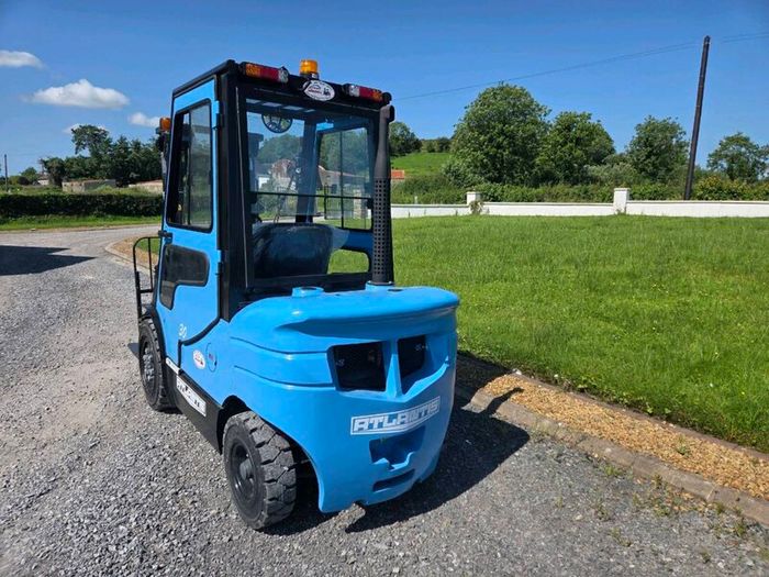Forklift
