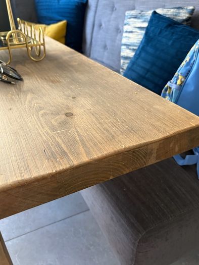 Rustic kitchen table and L bench