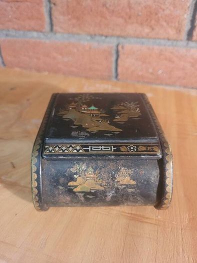 antique/ vintage  tin box's