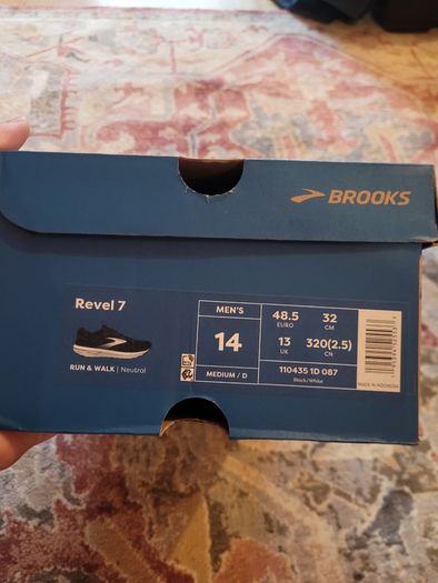 Brooks trainers UK13