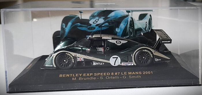 Diecast Model Le Mans Bentley EXP Speed 8 2001 - IXO Le Mans 1:43