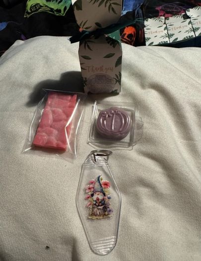 2 gift sets
