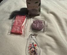 2 gift sets