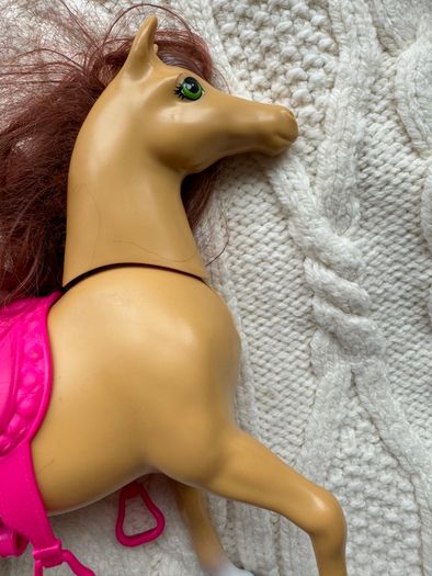 2018 Mattel Barbie Horse from Hugs N Horses Playset Pink Saddle Head Moves Used Please look at the pictures