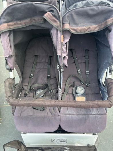 Mountain buggy duet double buggy