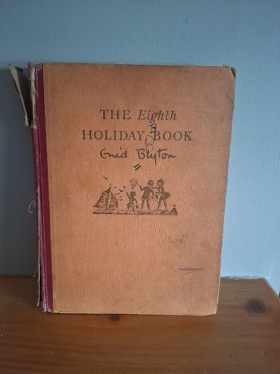 The 8th Holiday Book by Enid Blyton