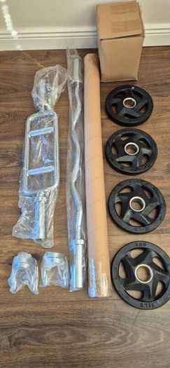 brand new olympic weight lifting set