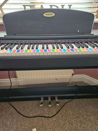 suzuki piano