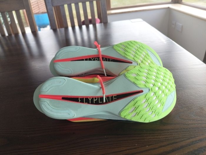 Nike Streakfly 2 UK SIZE 12