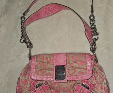 GUESS Designer Handbag- As New