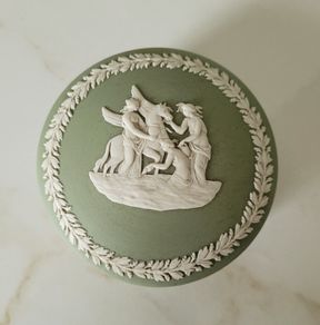 Vintage wedgewood trinket box