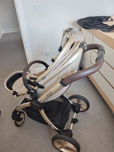 Egg2 travel system