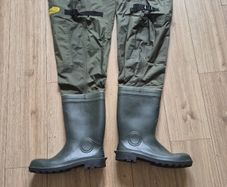 fishing waders size 12