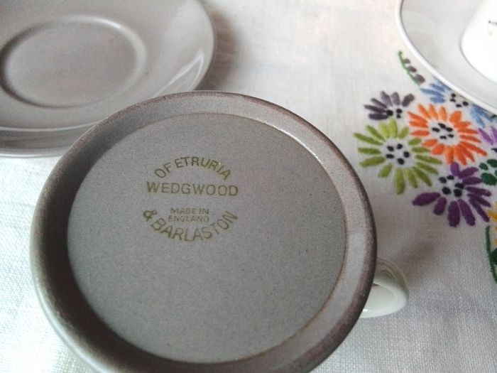 Two Quality Espresso Coffee Cups & Saucers